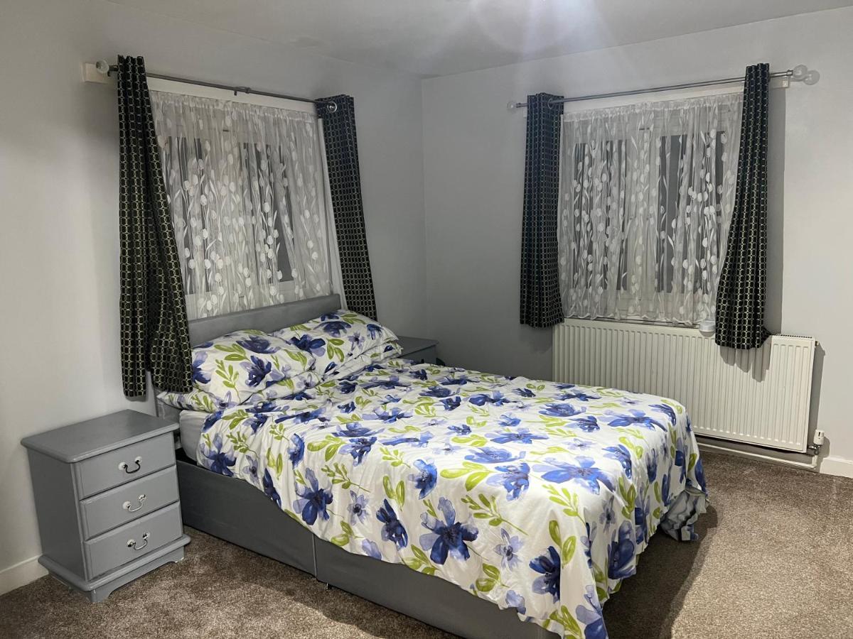 Cosy 2 Bedroom Flat London Exteriör bild